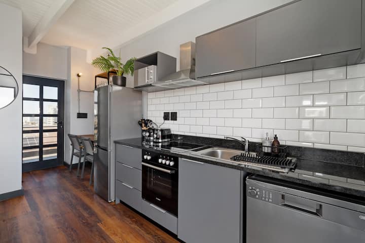 2 Bedroom Property for Sale in West Beach Western Cape